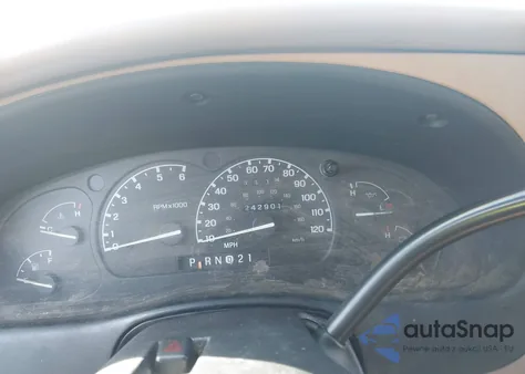 1997 Ford Explorer Eddie Bauer/Limited/Xl/Xlt from USA, damaged, VIN 1FMDU32E1VUB09675